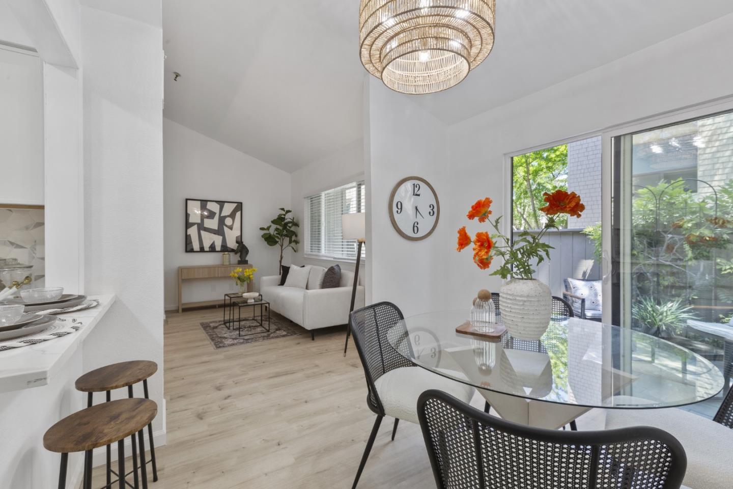 Detail Gallery Image 14 of 51 For 49 Showers Dr #K427,  Mountain View,  CA 94040 - 3 Beds | 2/1 Baths