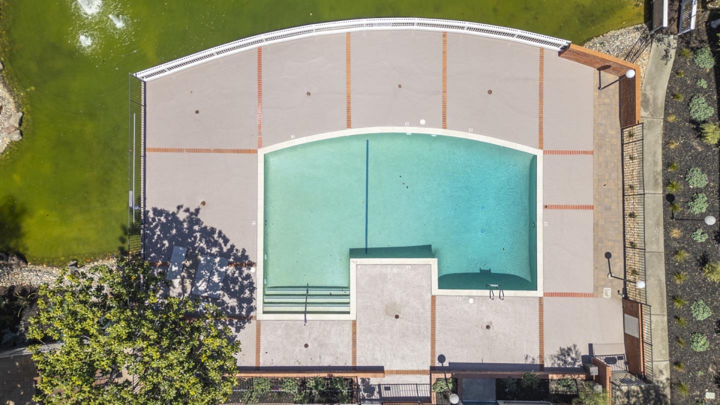 Detail Gallery Image 47 of 51 For 49 Showers Dr #K427,  Mountain View,  CA 94040 - 3 Beds | 2/1 Baths