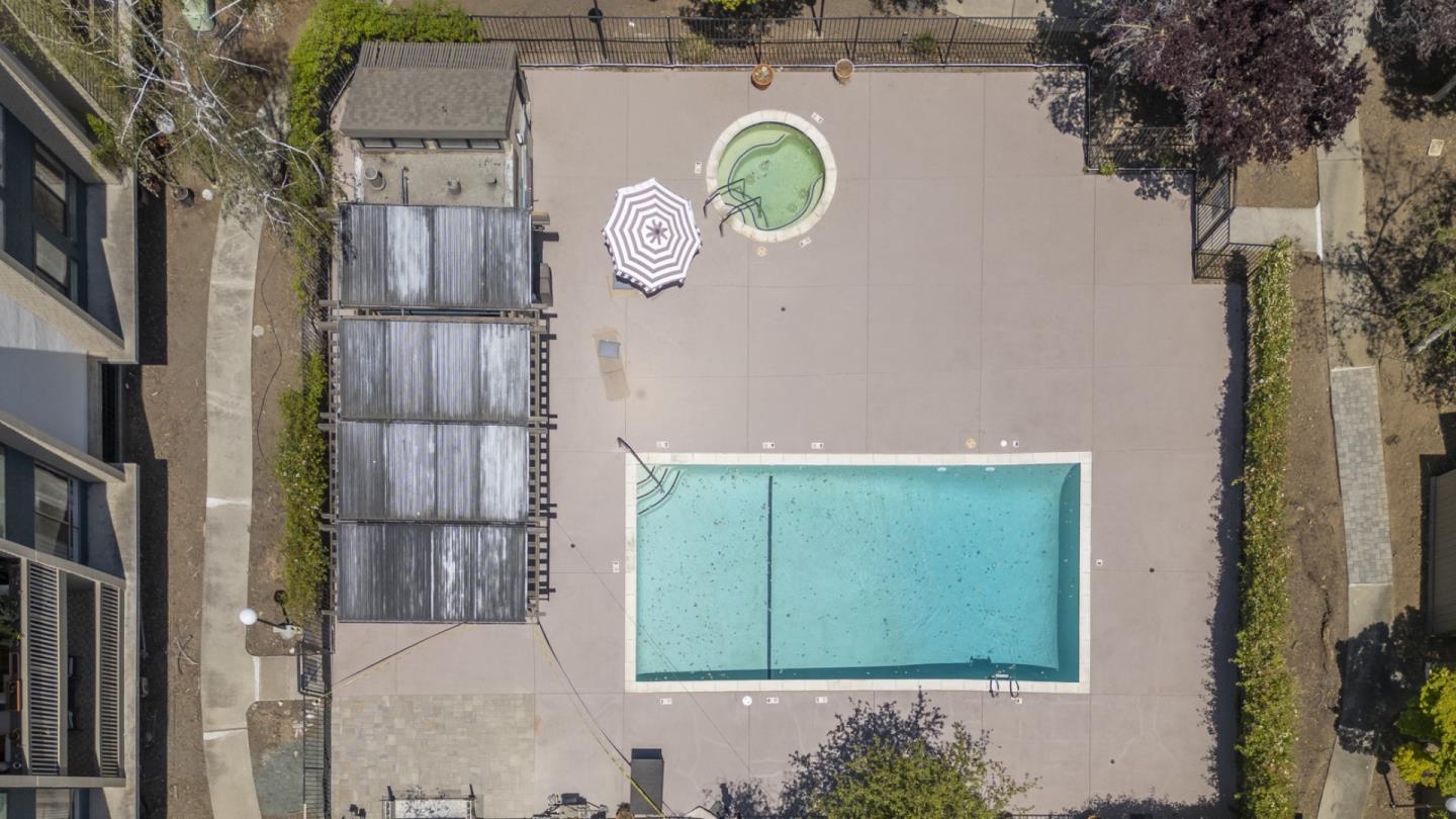 Detail Gallery Image 49 of 51 For 49 Showers Dr #K427,  Mountain View,  CA 94040 - 3 Beds | 2/1 Baths