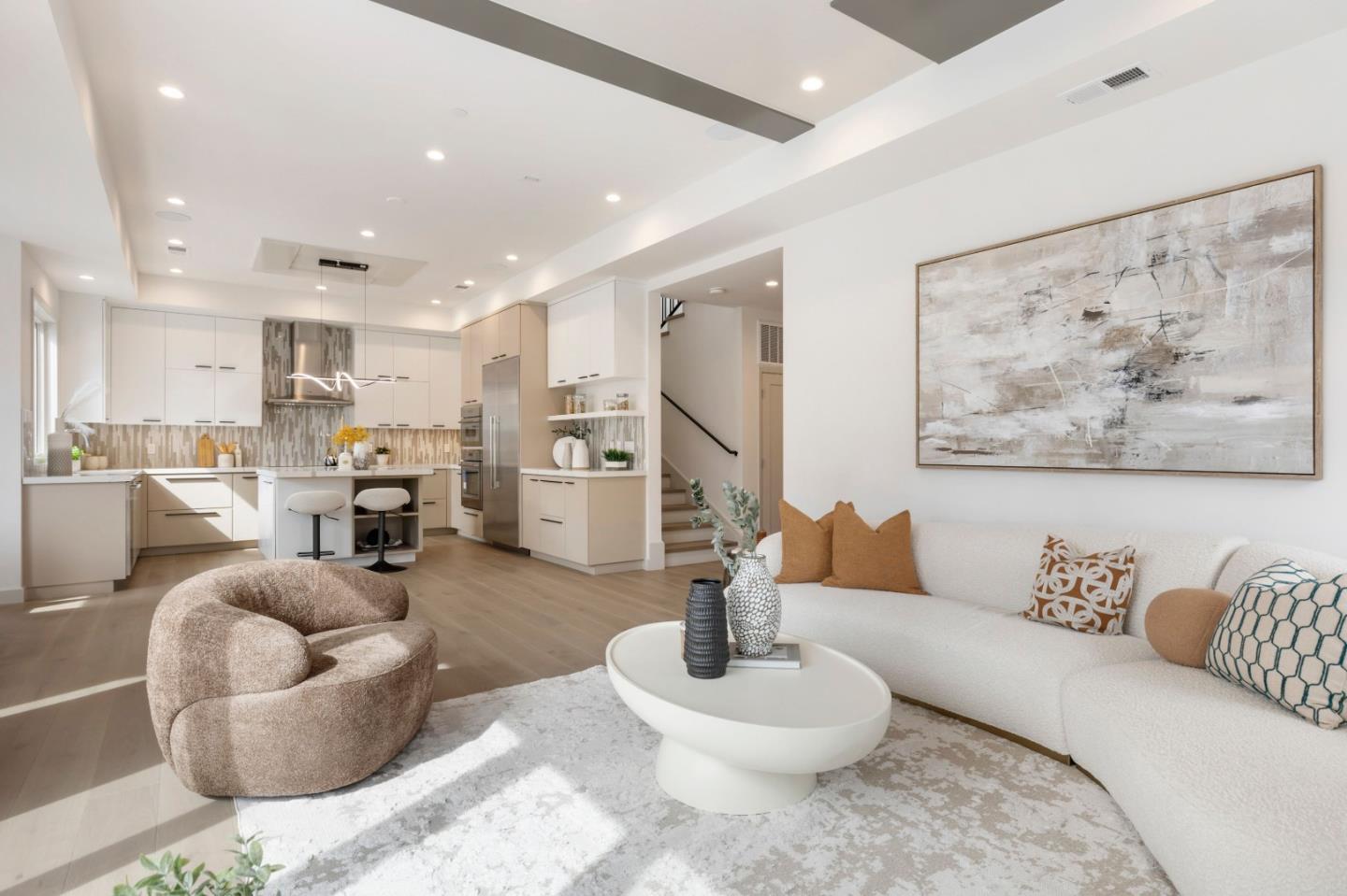 Detail Gallery Image 10 of 24 For 1004 Iris St, Redwood City,  CA 94061 - 5 Beds | 4 Baths