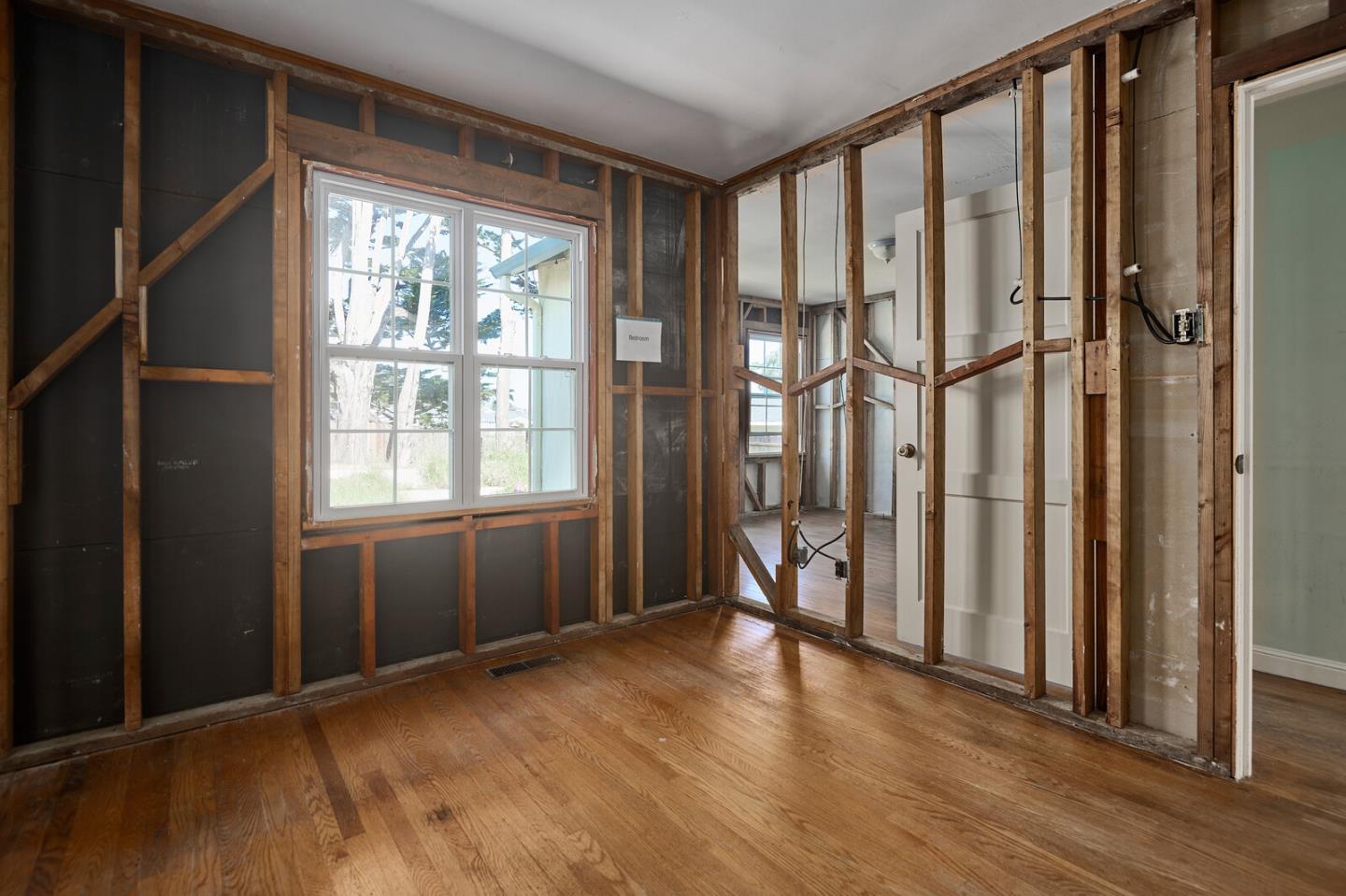 Detail Gallery Image 8 of 11 For 1823 Sweetwood Dr, Daly City,  CA 94015 - 3 Beds | 1 Baths