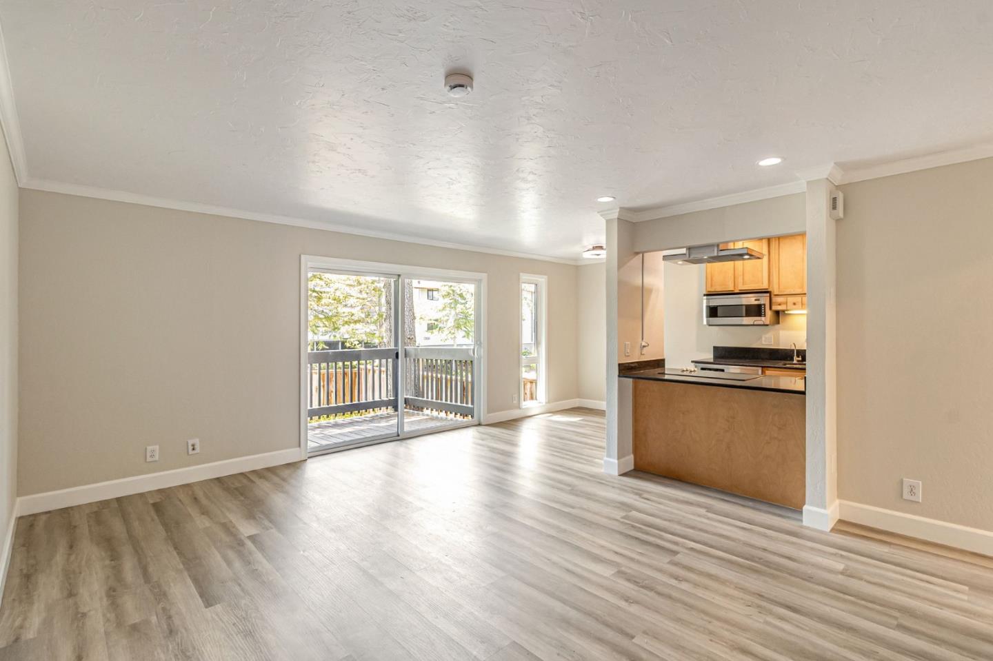 Detail Gallery Image 12 of 37 For 4175 George Ave, San Mateo,  CA 94403 - 2 Beds | 2 Baths