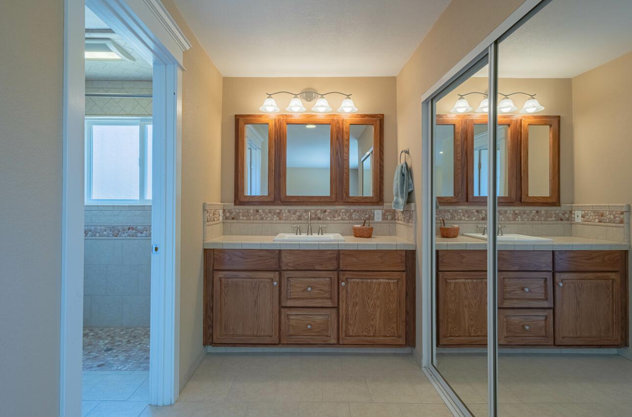 Detail Gallery Image 24 of 40 For 18030 Prado Ln, Salinas,  CA 93908 - 3 Beds | 2 Baths