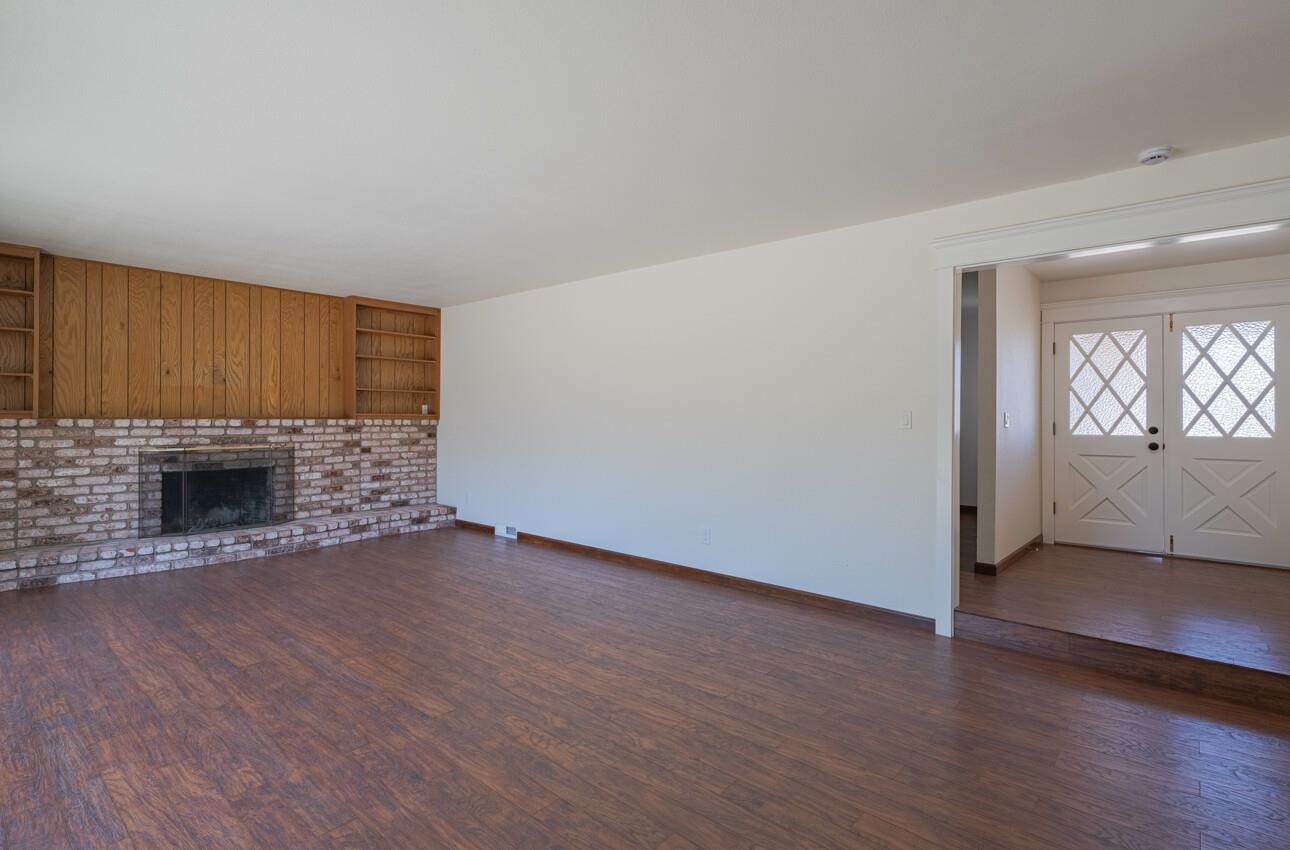 Detail Gallery Image 6 of 40 For 18030 Prado Ln, Salinas,  CA 93908 - 3 Beds | 2 Baths