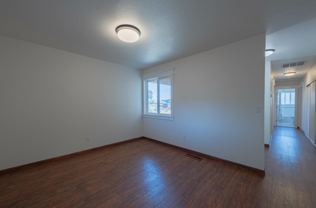 Detail Gallery Image 9 of 40 For 18030 Prado Ln, Salinas,  CA 93908 - 3 Beds | 2 Baths