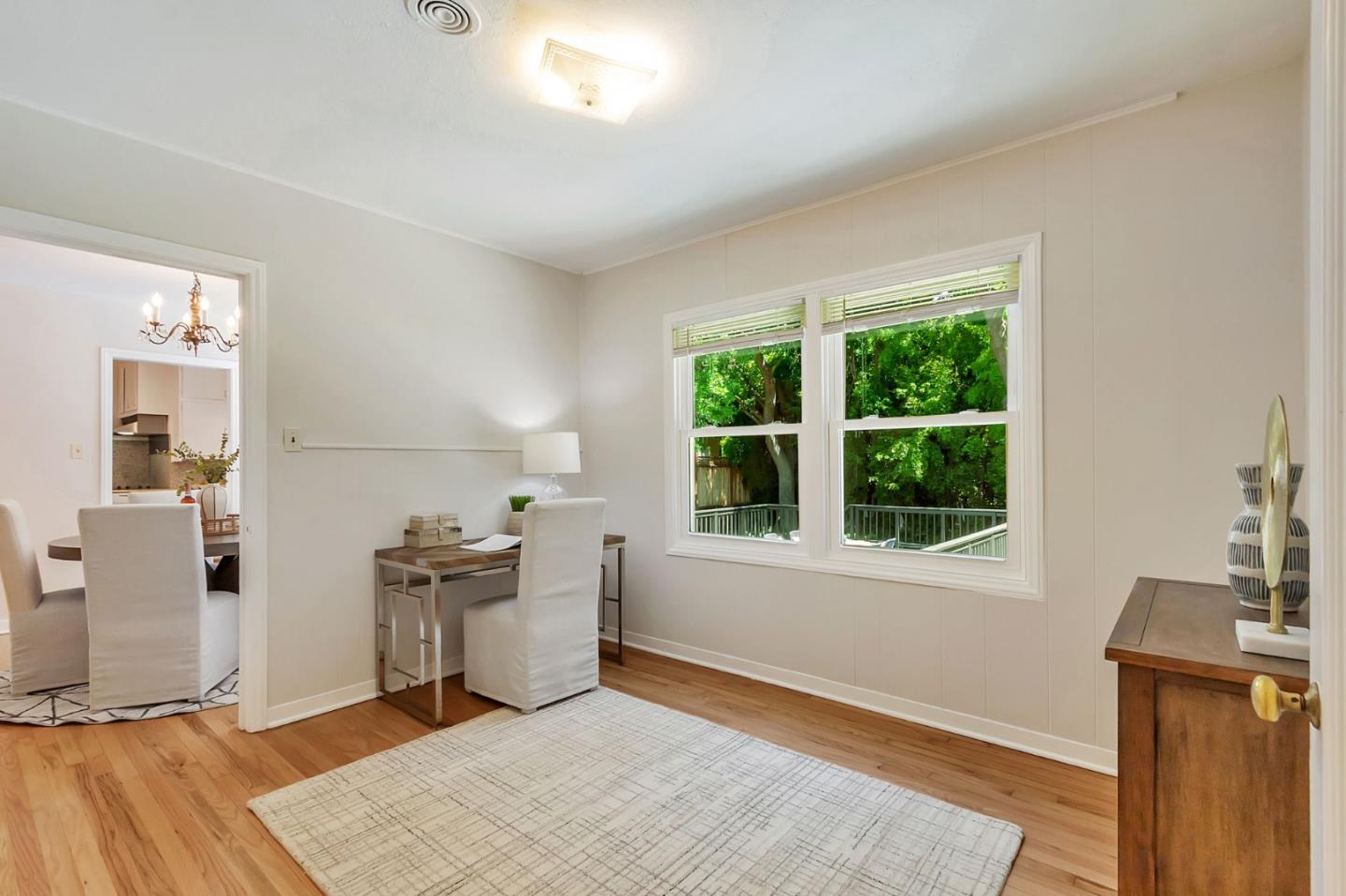Detail Gallery Image 21 of 63 For 20335 Saratoga Los Gatos Rd, Saratoga,  CA 95070 - 4 Beds | 3/1 Baths