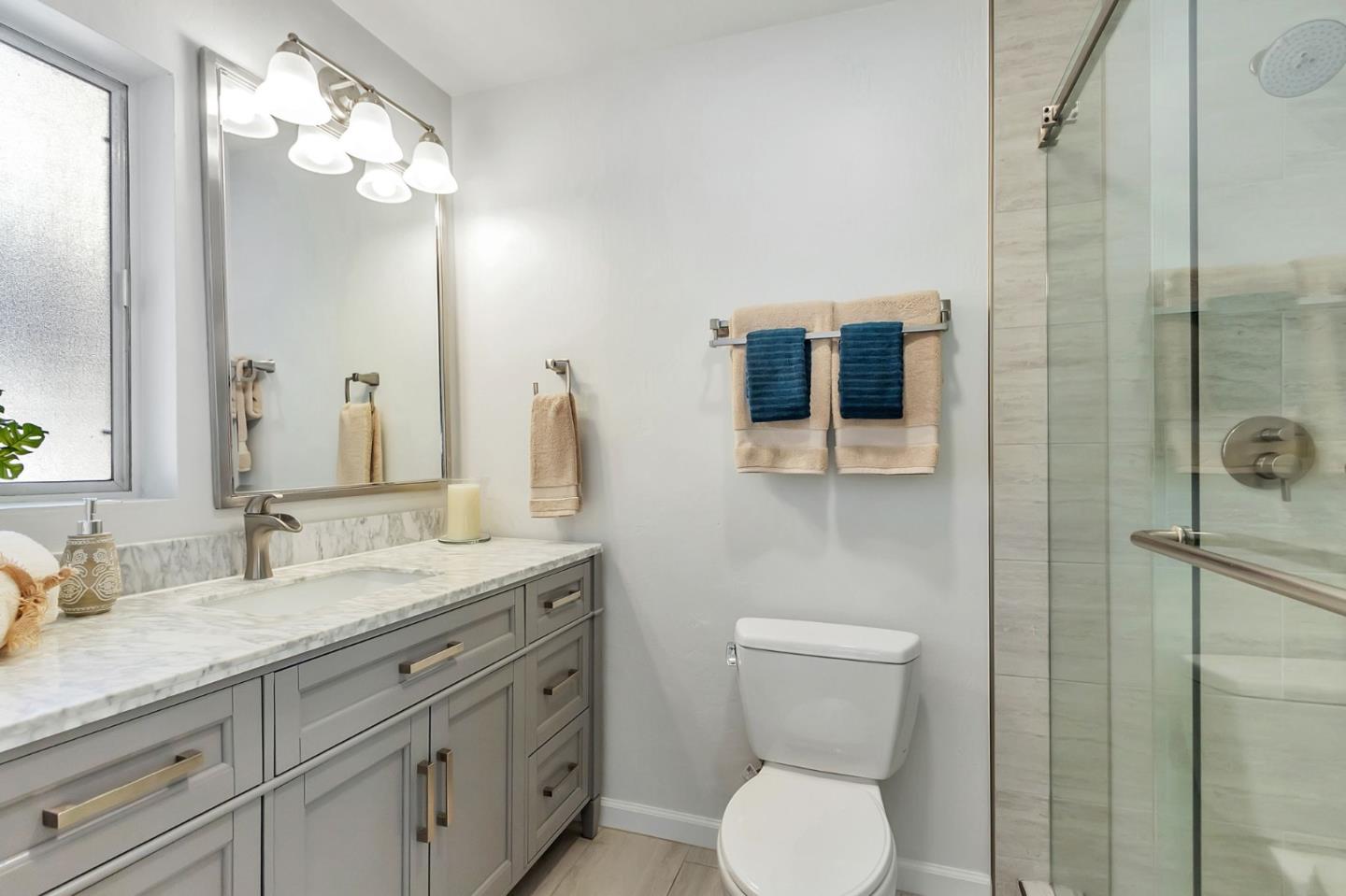 Detail Gallery Image 31 of 63 For 20335 Saratoga Los Gatos Rd, Saratoga,  CA 95070 - 4 Beds | 3/1 Baths