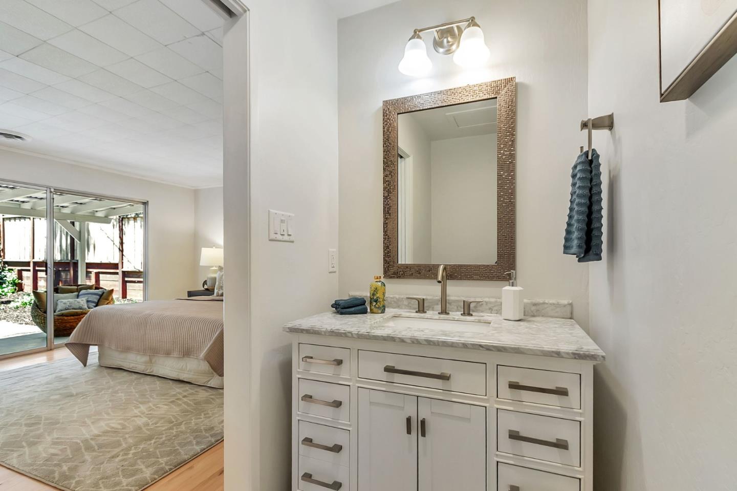 Detail Gallery Image 33 of 63 For 20335 Saratoga Los Gatos Rd, Saratoga,  CA 95070 - 4 Beds | 3/1 Baths