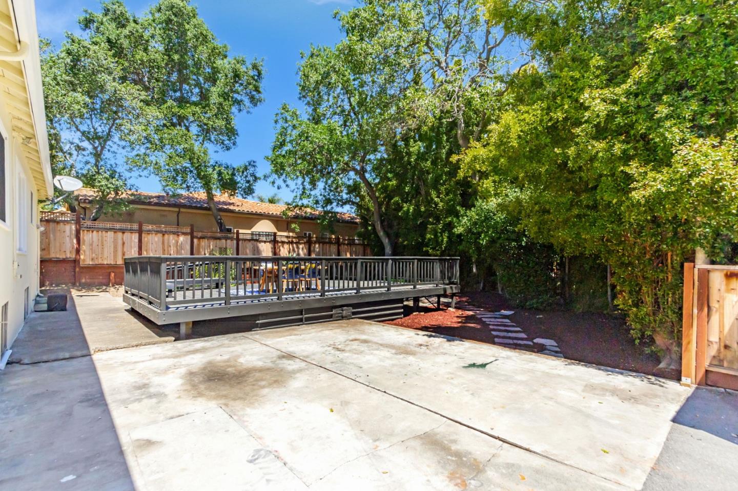 Detail Gallery Image 57 of 63 For 20335 Saratoga Los Gatos Rd, Saratoga,  CA 95070 - 4 Beds | 3/1 Baths