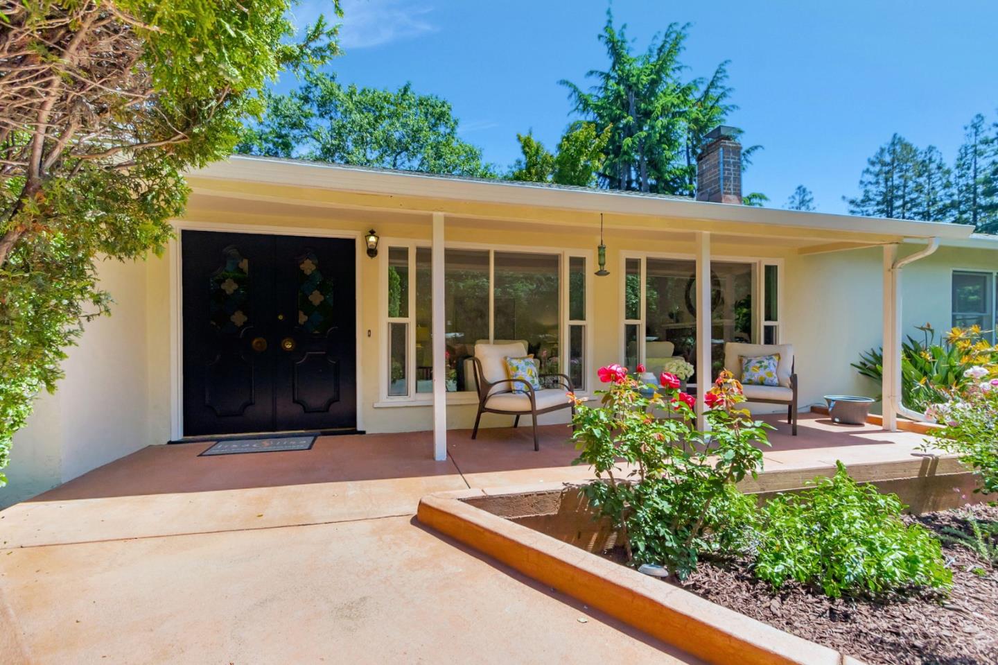 Detail Gallery Image 6 of 63 For 20335 Saratoga Los Gatos Rd, Saratoga,  CA 95070 - 4 Beds | 3/1 Baths