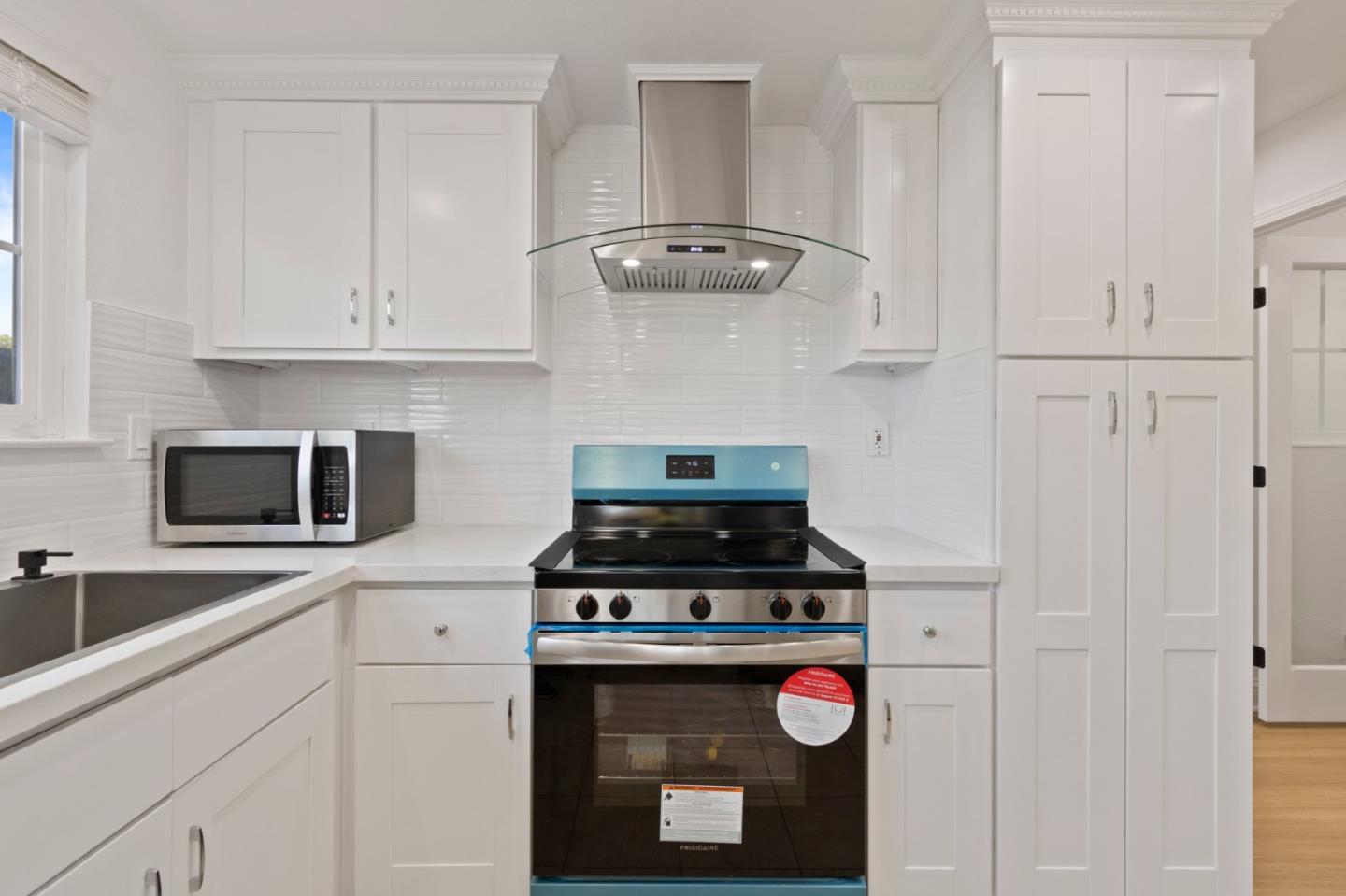 Detail Gallery Image 13 of 48 For 4480 Norocco Cir, Fremont,  CA 94555 - 3 Beds | 2 Baths