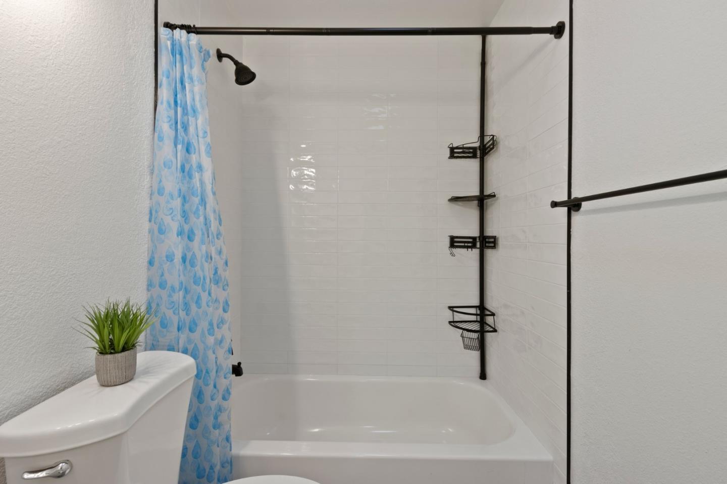 Detail Gallery Image 33 of 48 For 4480 Norocco Cir, Fremont,  CA 94555 - 3 Beds | 2 Baths