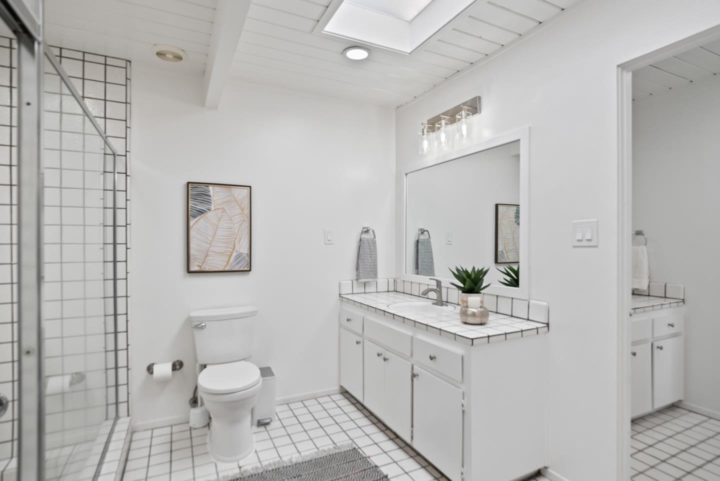 Detail Gallery Image 14 of 27 For 659 Torrington Dr, Sunnyvale,  CA 94087 - 4 Beds | 2 Baths
