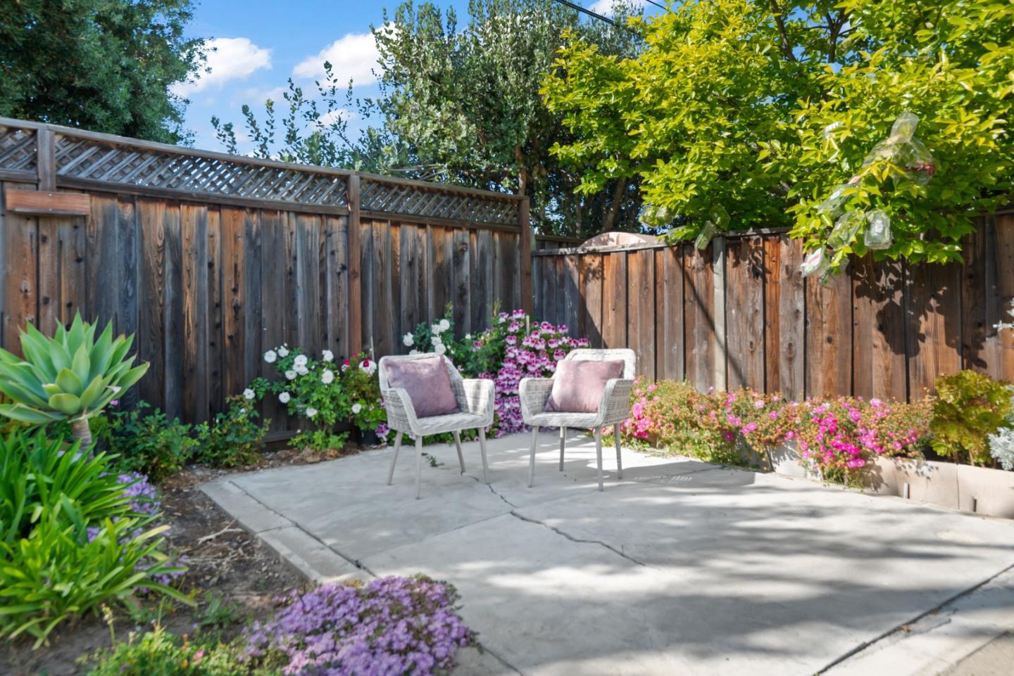 Detail Gallery Image 24 of 27 For 659 Torrington Dr, Sunnyvale,  CA 94087 - 4 Beds | 2 Baths