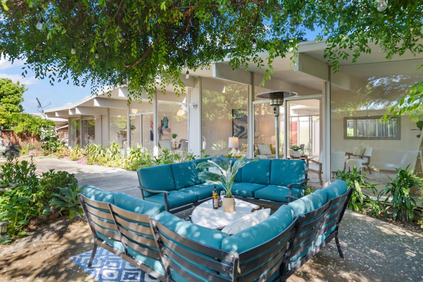 Detail Gallery Image 26 of 27 For 659 Torrington Dr, Sunnyvale,  CA 94087 - 4 Beds | 2 Baths