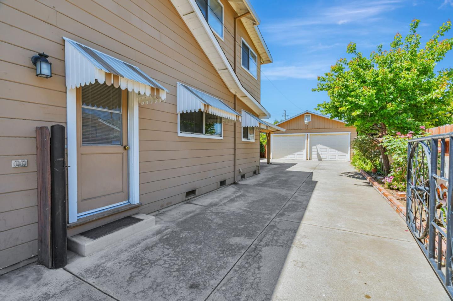 Detail Gallery Image 49 of 55 For 93 Alexander Ct, San Jose,  CA 95116 - 3 Beds | 3 Baths
