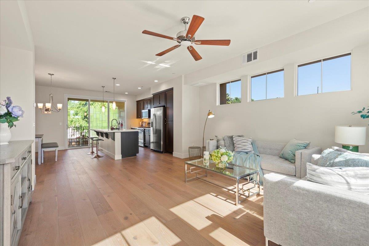 Detail Gallery Image 16 of 30 For 516 San Augusto Ter, Sunnyvale,  CA 94085 - 4 Beds | 3/1 Baths