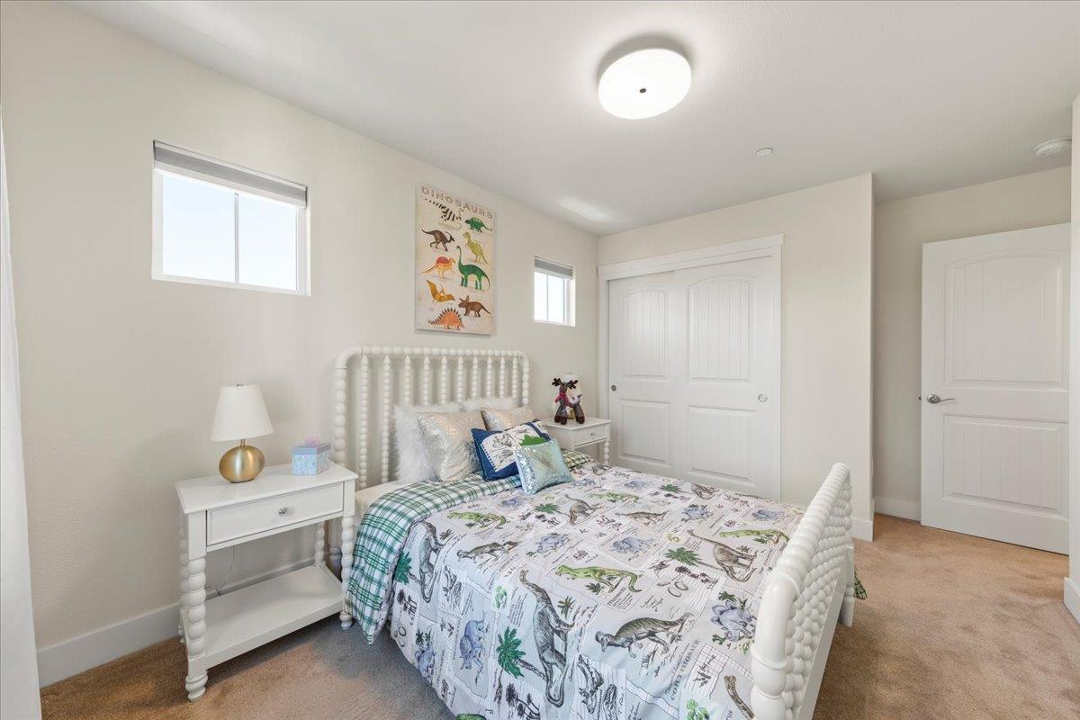 Detail Gallery Image 24 of 30 For 516 San Augusto Ter, Sunnyvale,  CA 94085 - 4 Beds | 3/1 Baths