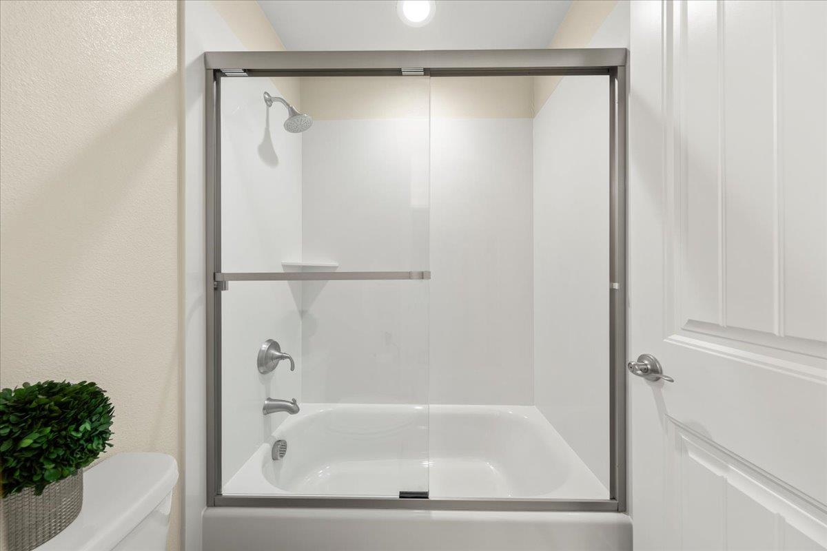 Detail Gallery Image 28 of 30 For 516 San Augusto Ter, Sunnyvale,  CA 94085 - 4 Beds | 3/1 Baths