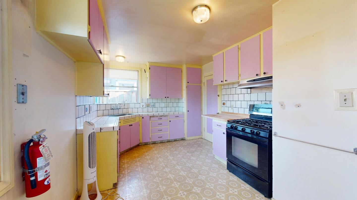 Detail Gallery Image 14 of 45 For 3616 Hoover St, Redwood City,  CA 94063 - 2 Beds | 1 Baths