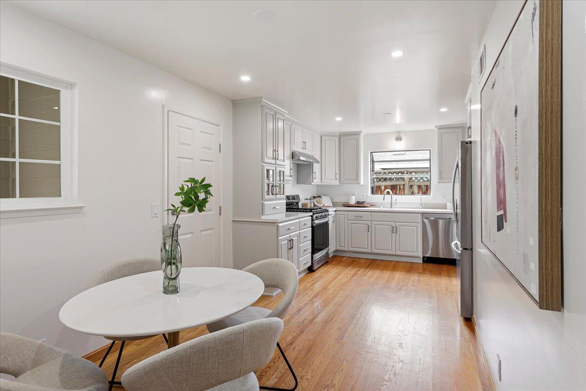 Detail Gallery Image 11 of 26 For 1551 Elka Ave, San Jose,  CA 95129 - 4 Beds | 2 Baths