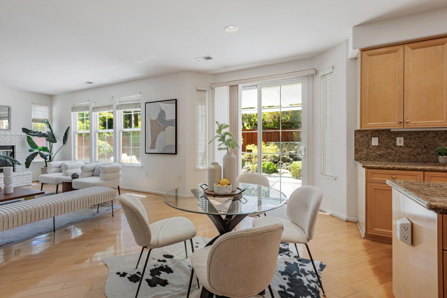 Detail Gallery Image 15 of 56 For 18898 Bellgrove Cir, Saratoga,  CA 95070 - 5 Beds | 3 Baths