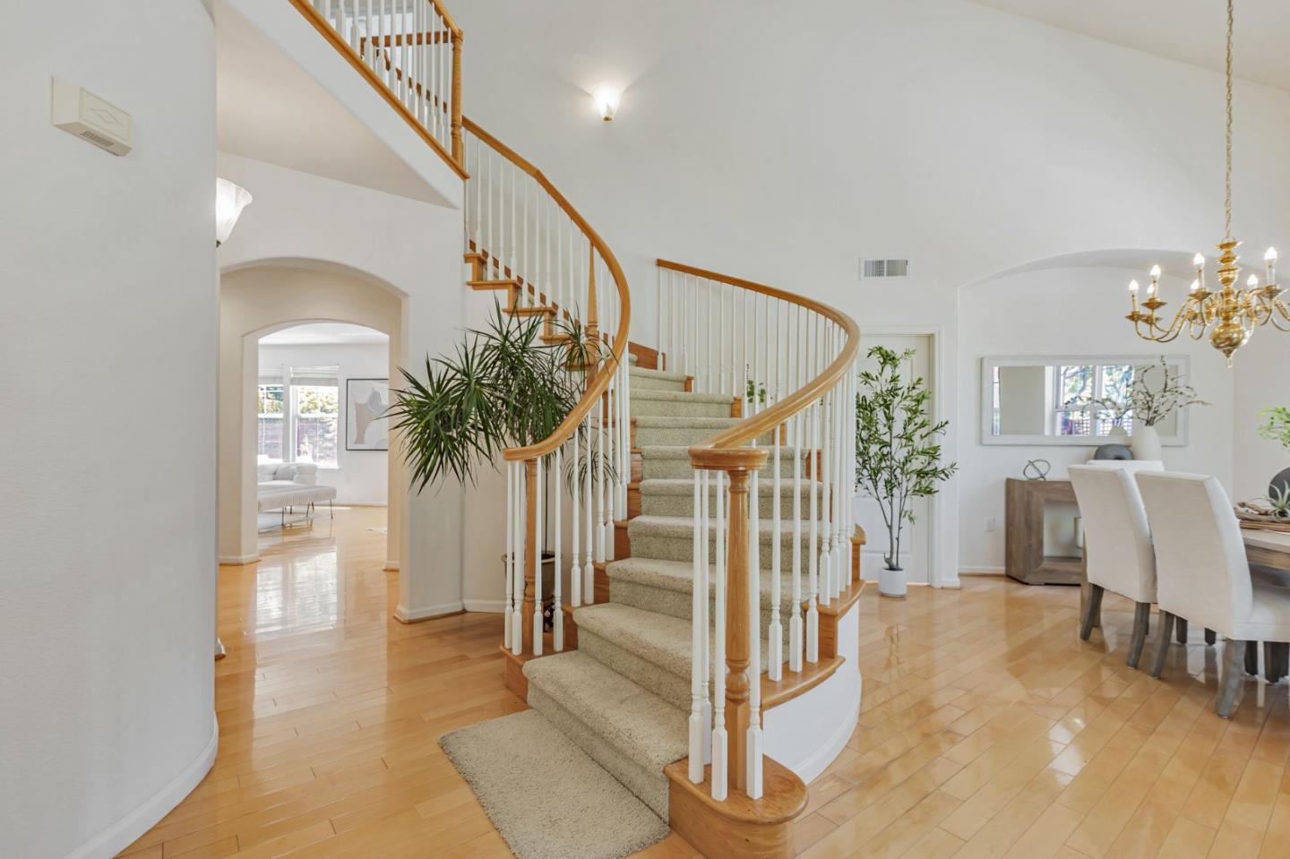 Detail Gallery Image 24 of 56 For 18898 Bellgrove Cir, Saratoga,  CA 95070 - 5 Beds | 3 Baths