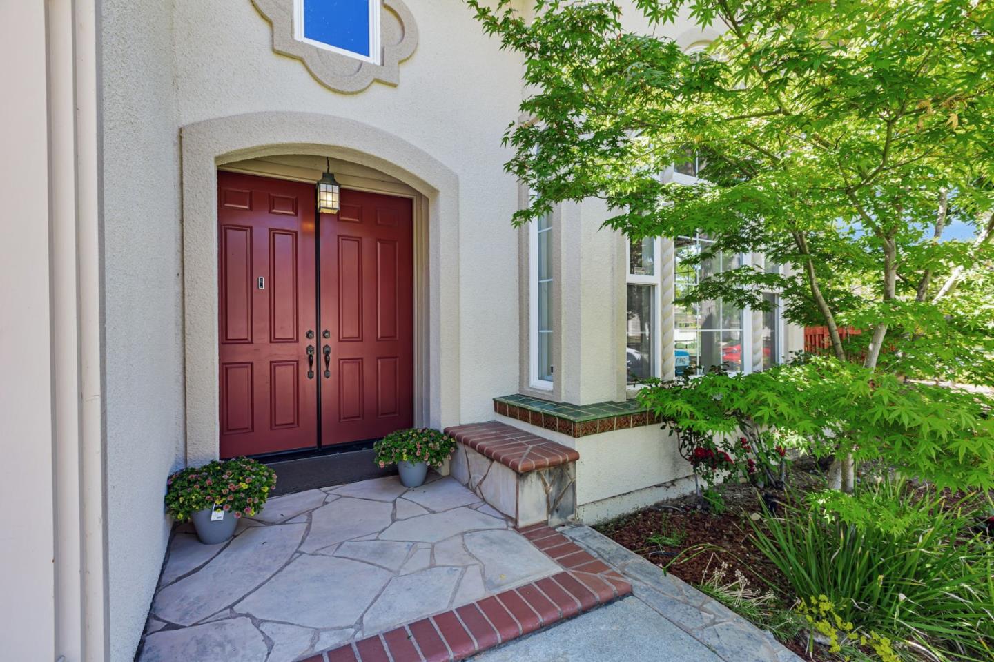Detail Gallery Image 3 of 56 For 18898 Bellgrove Cir, Saratoga,  CA 95070 - 5 Beds | 3 Baths