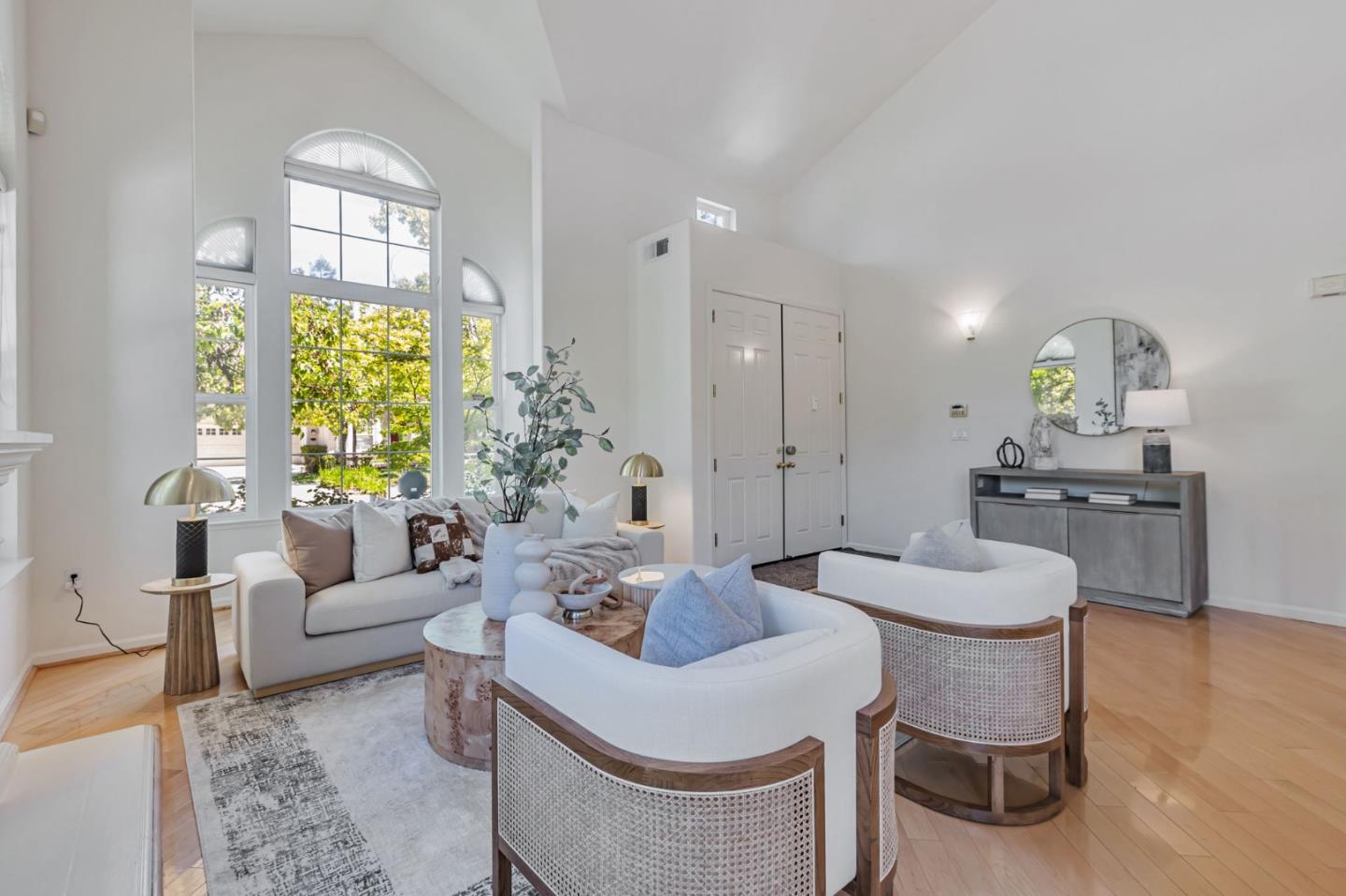 Detail Gallery Image 4 of 56 For 18898 Bellgrove Cir, Saratoga,  CA 95070 - 5 Beds | 3 Baths