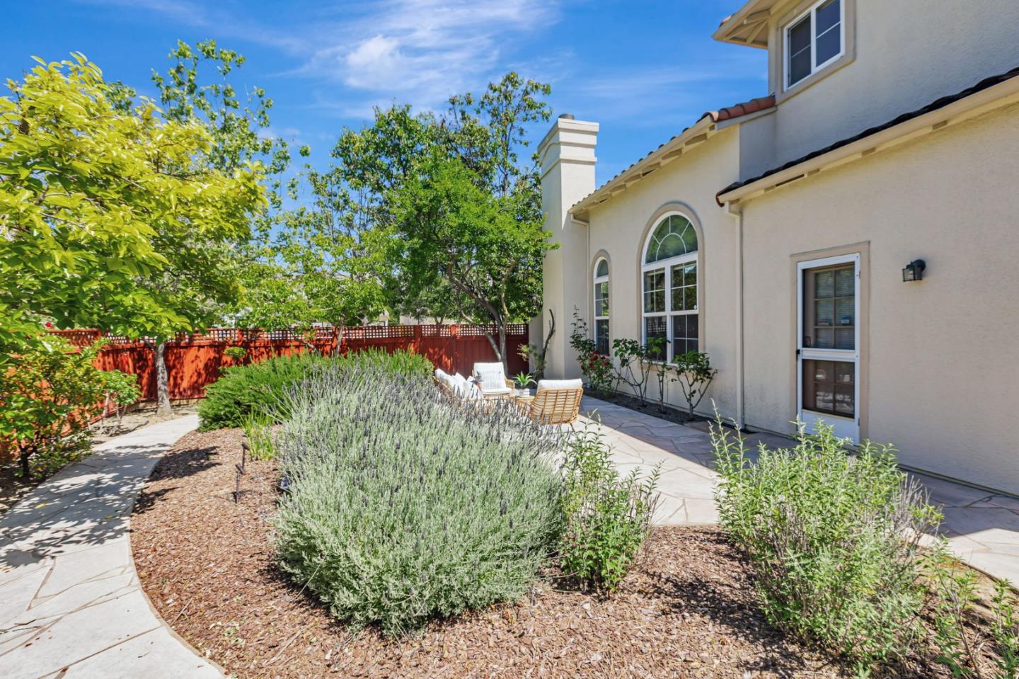 Detail Gallery Image 47 of 56 For 18898 Bellgrove Cir, Saratoga,  CA 95070 - 5 Beds | 3 Baths