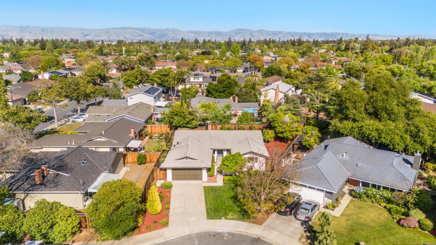 Detail Gallery Image 44 of 59 For 708 Katon Ct, Sunnyvale,  CA 94086 - 4 Beds | 2 Baths
