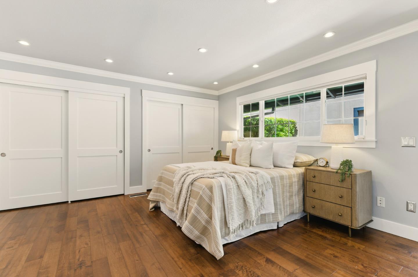 Detail Gallery Image 19 of 48 For 1209 Blackberry Ter, Sunnyvale,  CA 94087 - 2 Beds | 2 Baths