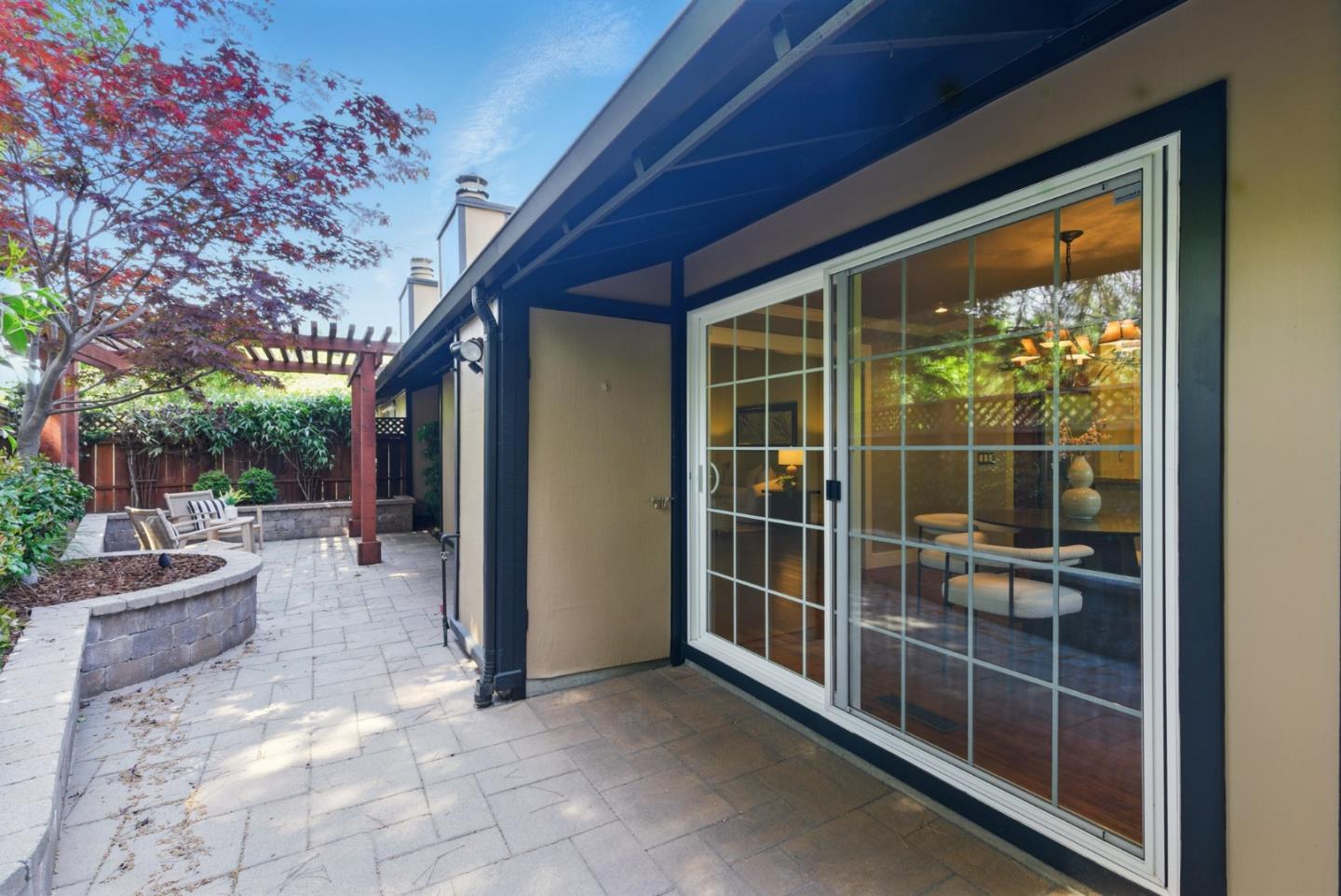 Detail Gallery Image 25 of 48 For 1209 Blackberry Ter, Sunnyvale,  CA 94087 - 2 Beds | 2 Baths