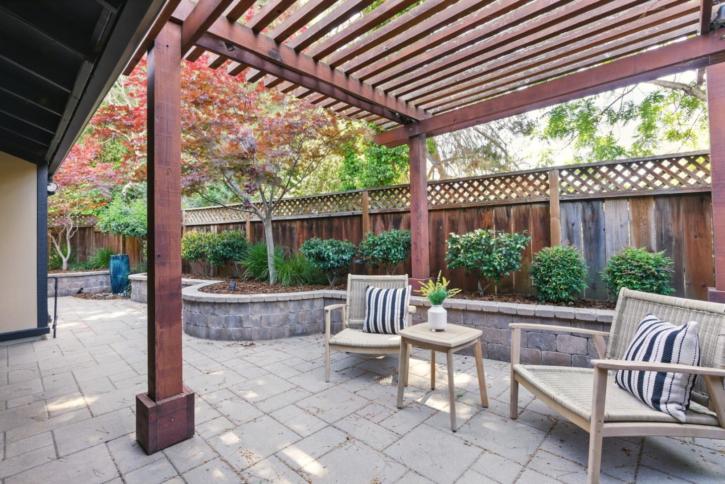 Detail Gallery Image 26 of 48 For 1209 Blackberry Ter, Sunnyvale,  CA 94087 - 2 Beds | 2 Baths