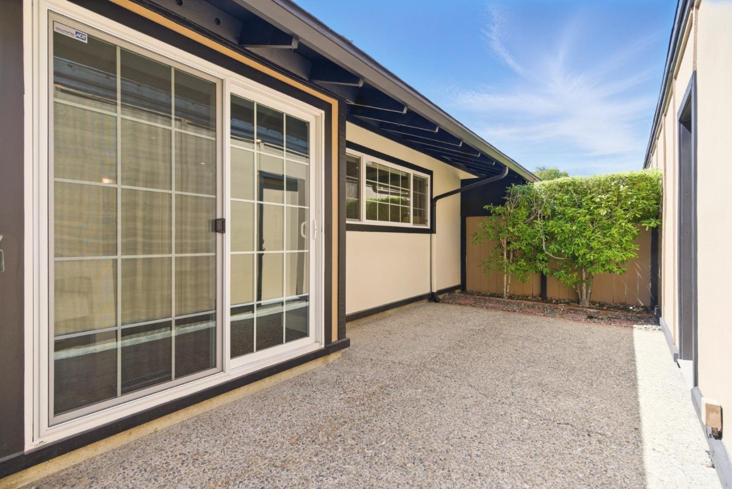 Detail Gallery Image 27 of 48 For 1209 Blackberry Ter, Sunnyvale,  CA 94087 - 2 Beds | 2 Baths