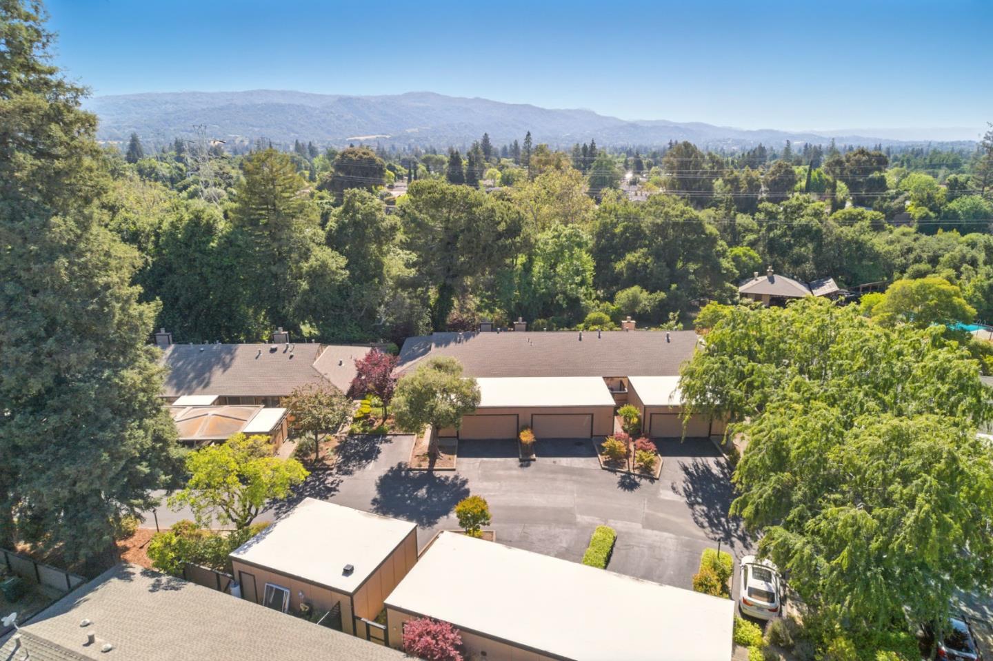 Detail Gallery Image 35 of 48 For 1209 Blackberry Ter, Sunnyvale,  CA 94087 - 2 Beds | 2 Baths