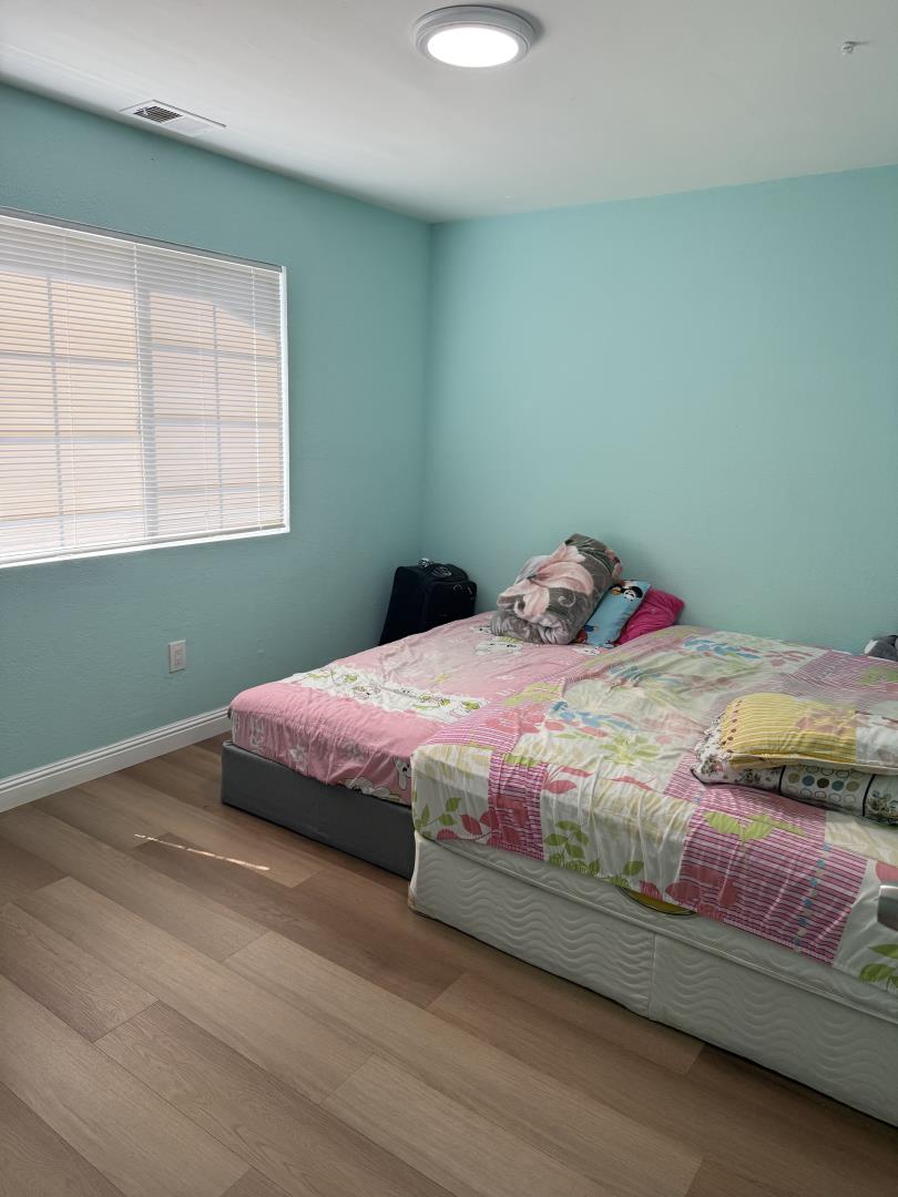 Detail Gallery Image 6 of 16 For 1630 Nickel Ave, San Jose,  CA 95121 - 4 Beds | 3 Baths