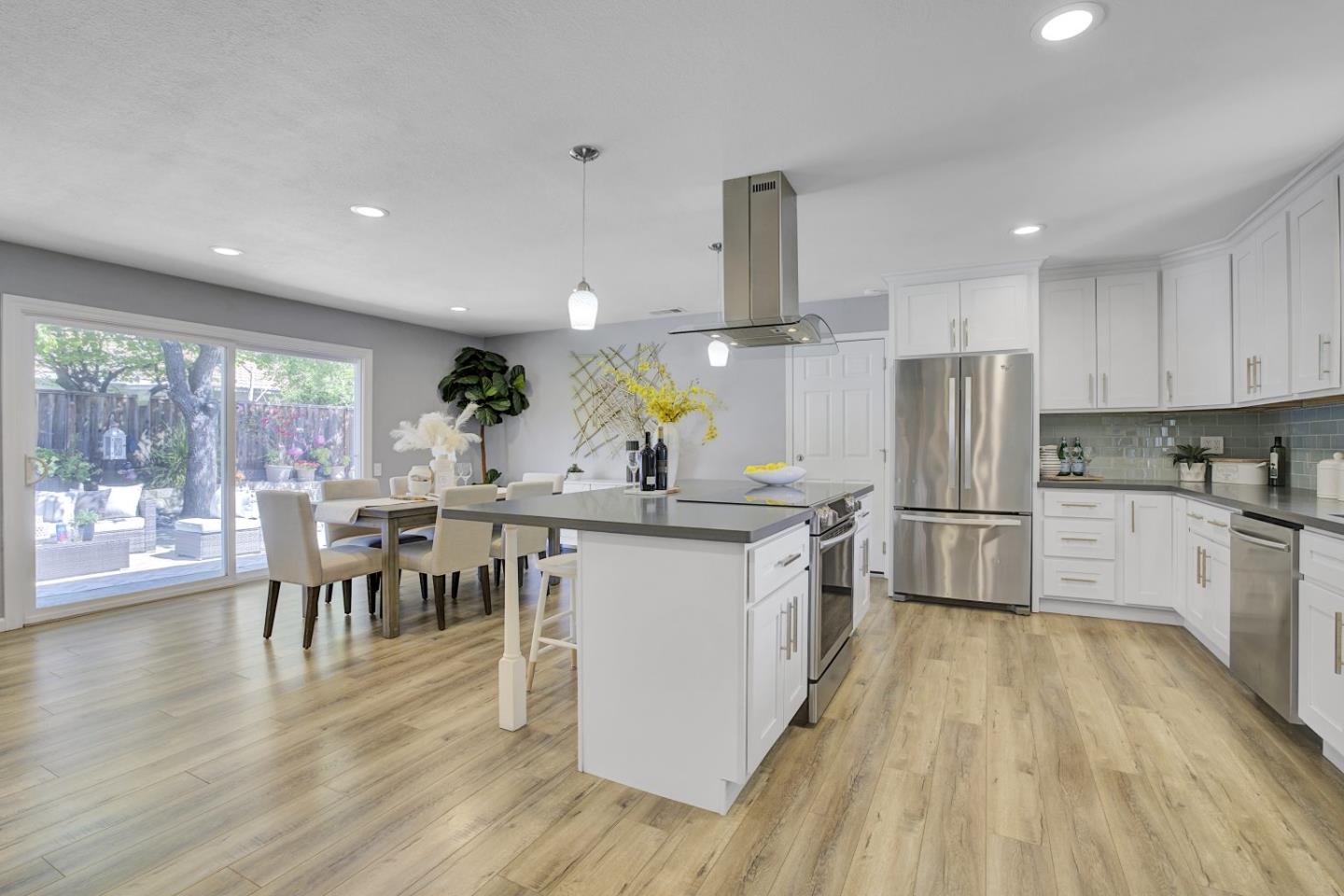Detail Gallery Image 10 of 44 For 4954 Rue Bordeaux, San Jose,  CA 95136 - 3 Beds | 2 Baths