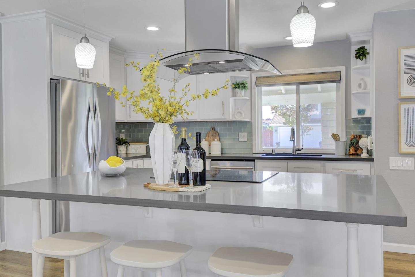 Detail Gallery Image 13 of 44 For 4954 Rue Bordeaux, San Jose,  CA 95136 - 3 Beds | 2 Baths