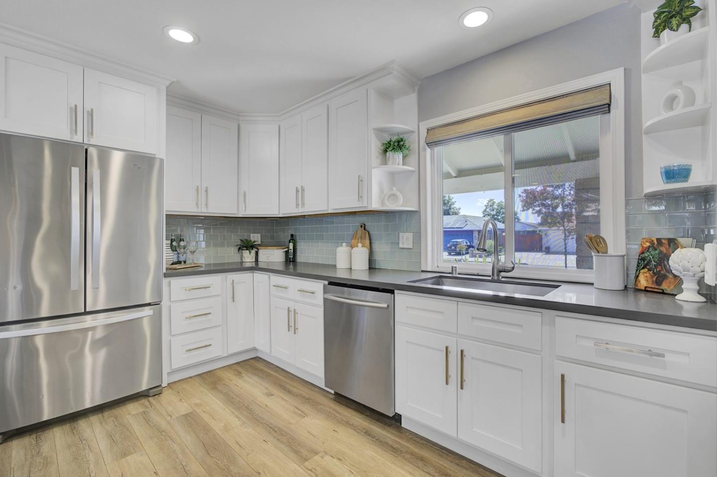 Detail Gallery Image 15 of 44 For 4954 Rue Bordeaux, San Jose,  CA 95136 - 3 Beds | 2 Baths