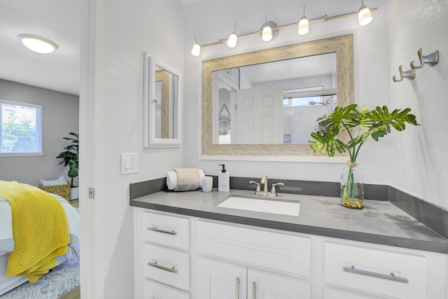 Detail Gallery Image 29 of 44 For 4954 Rue Bordeaux, San Jose,  CA 95136 - 3 Beds | 2 Baths
