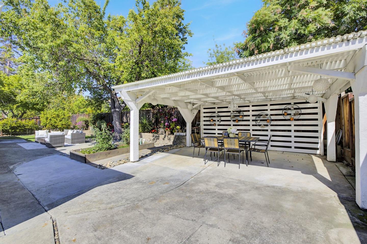 Detail Gallery Image 33 of 44 For 4954 Rue Bordeaux, San Jose,  CA 95136 - 3 Beds | 2 Baths