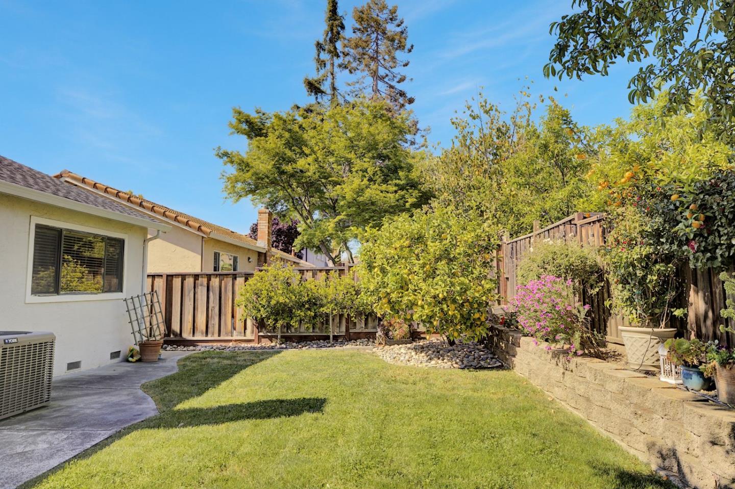 Detail Gallery Image 34 of 44 For 4954 Rue Bordeaux, San Jose,  CA 95136 - 3 Beds | 2 Baths
