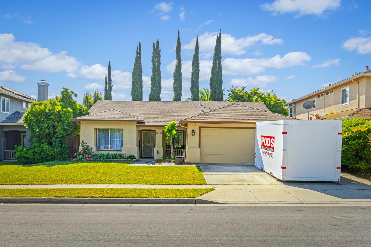 Detail Gallery Image 2 of 20 For 840 Babbs Creek Dr, Gilroy,  CA 95020 - 3 Beds | 2 Baths