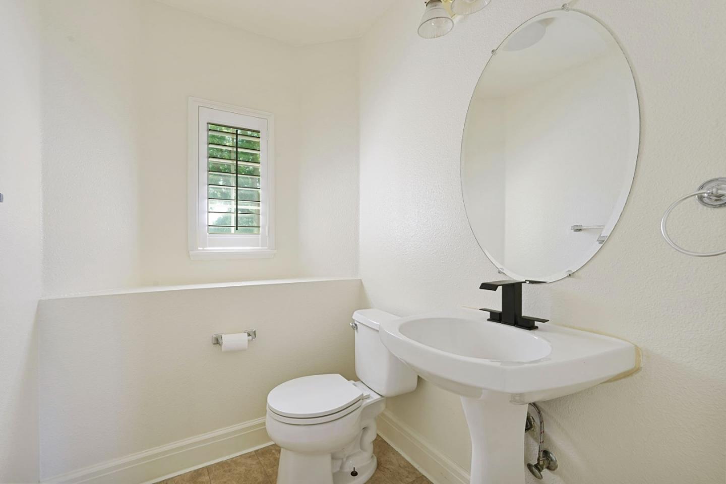 Detail Gallery Image 21 of 54 For 3157 Autumn Chase Cir, Stockton,  CA 95219 - 3 Beds | 2/1 Baths