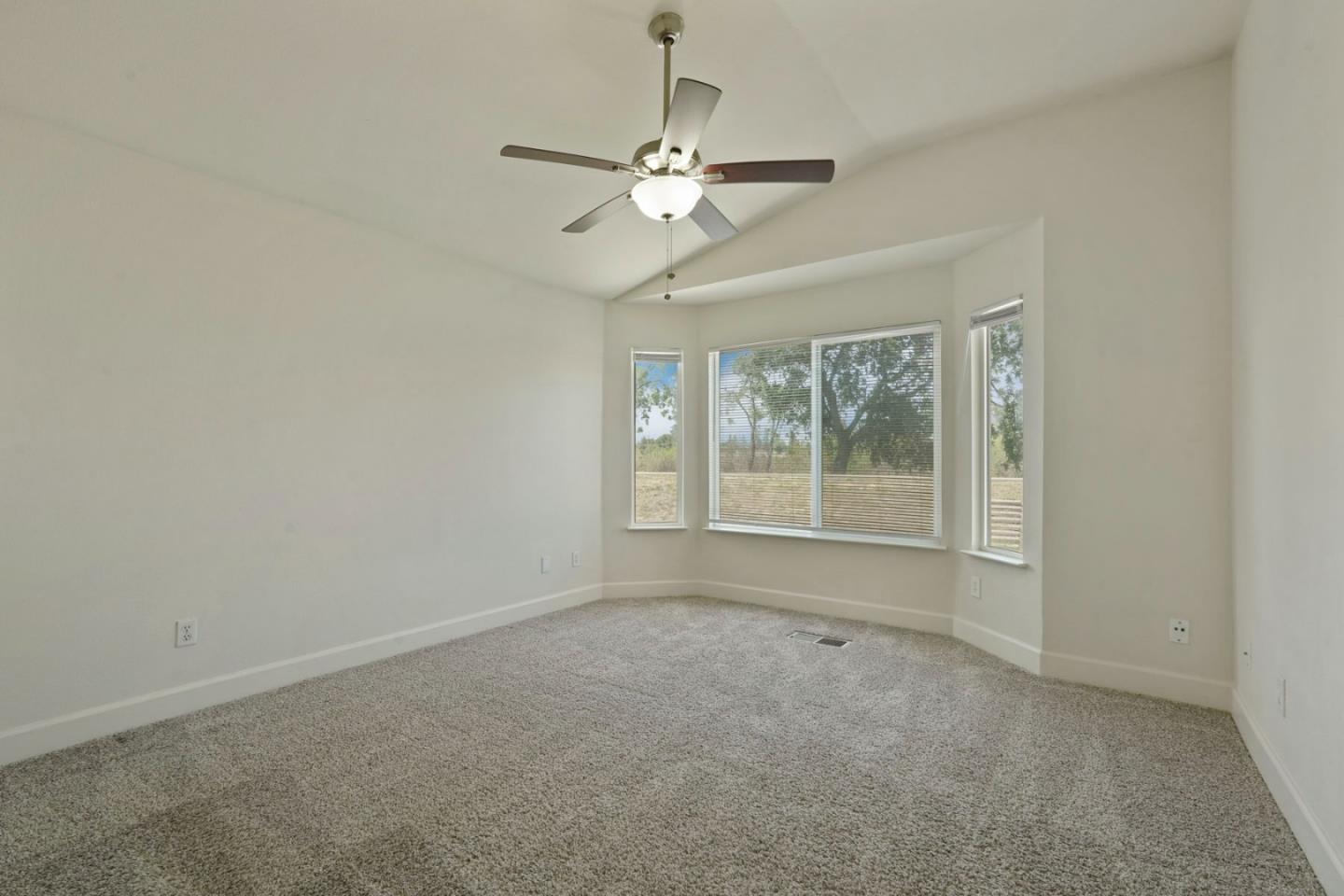 Detail Gallery Image 29 of 54 For 3157 Autumn Chase Cir, Stockton,  CA 95219 - 3 Beds | 2/1 Baths