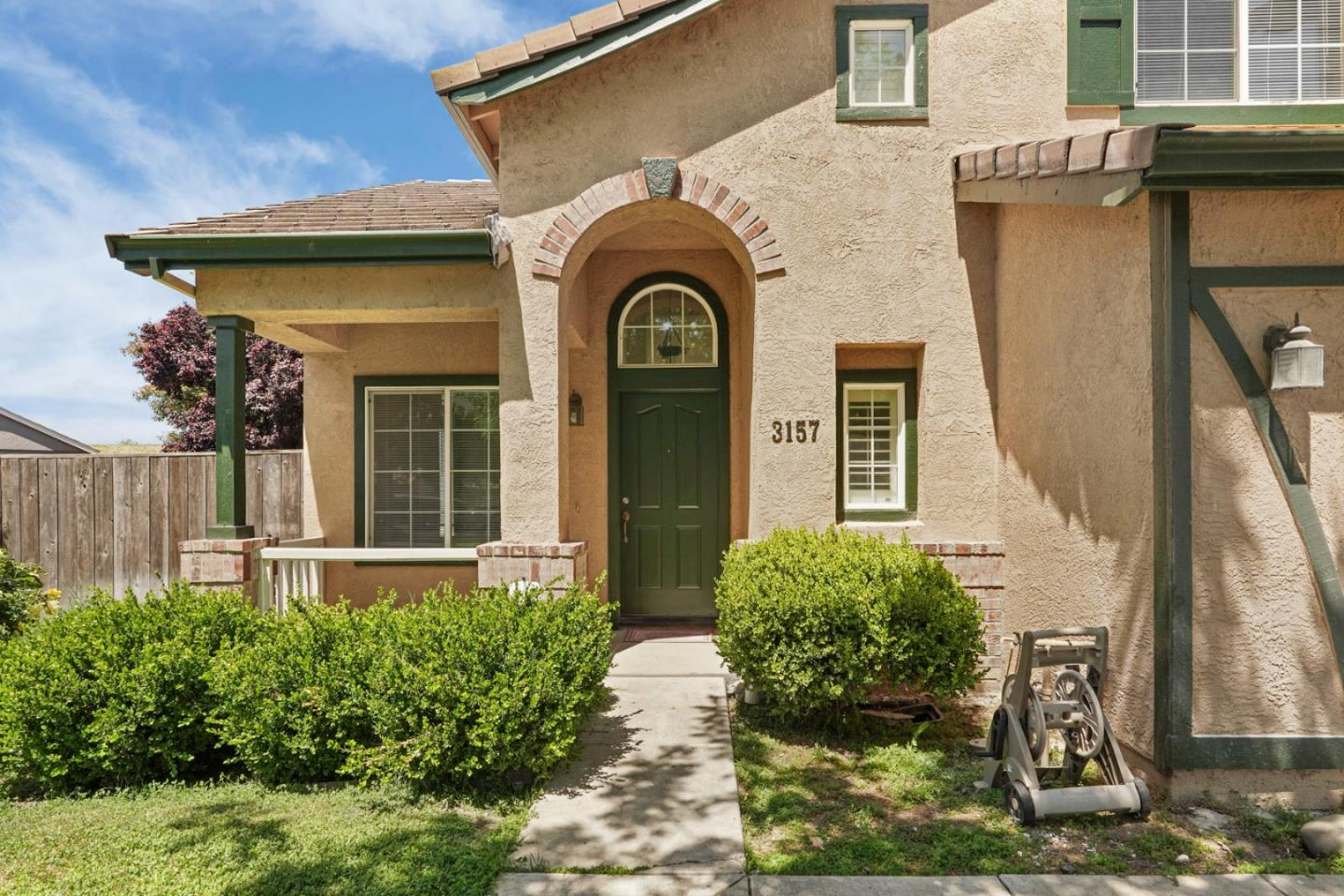 Detail Gallery Image 5 of 54 For 3157 Autumn Chase Cir, Stockton,  CA 95219 - 3 Beds | 2/1 Baths