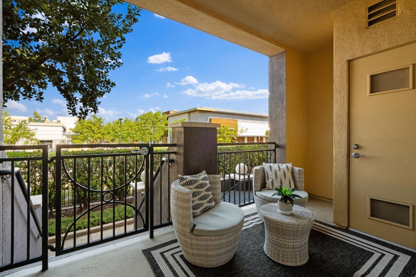Detail Gallery Image 16 of 48 For 19503 Stevens Creek Blvd #151,  Cupertino,  CA 95014 - 2 Beds | 2 Baths