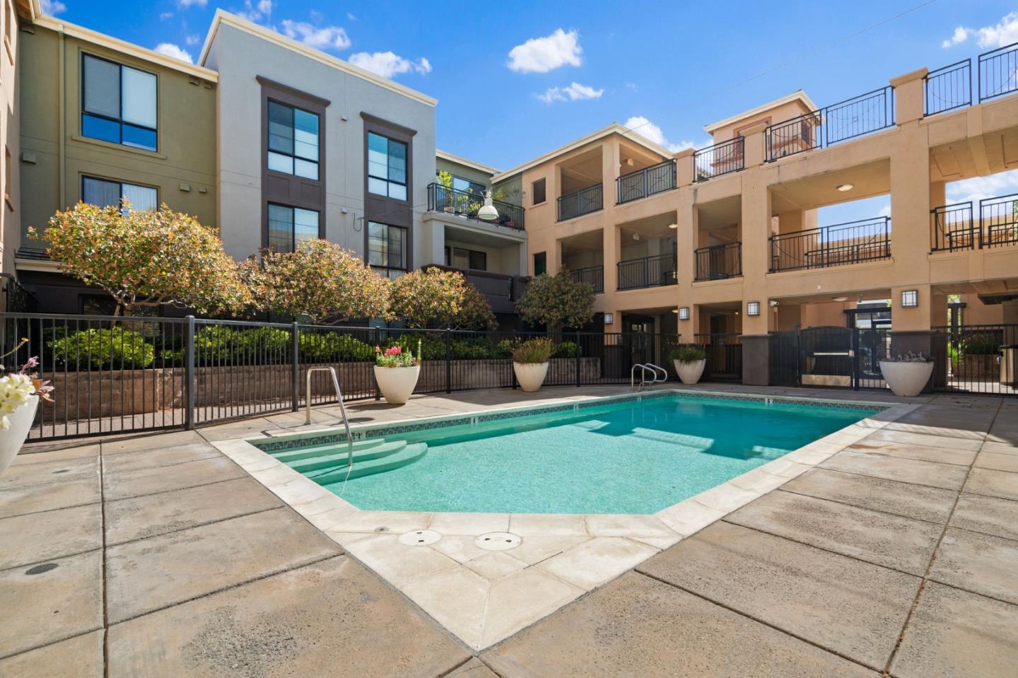 Detail Gallery Image 31 of 48 For 19503 Stevens Creek Blvd #151,  Cupertino,  CA 95014 - 2 Beds | 2 Baths
