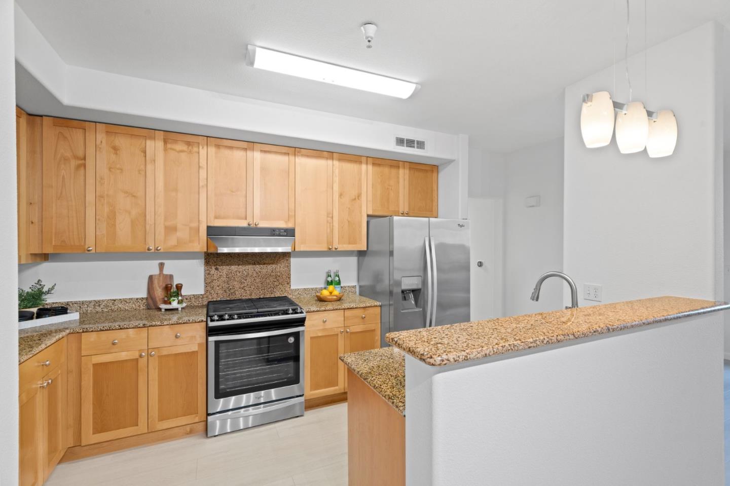 Detail Gallery Image 9 of 48 For 19503 Stevens Creek Blvd #151,  Cupertino,  CA 95014 - 2 Beds | 2 Baths